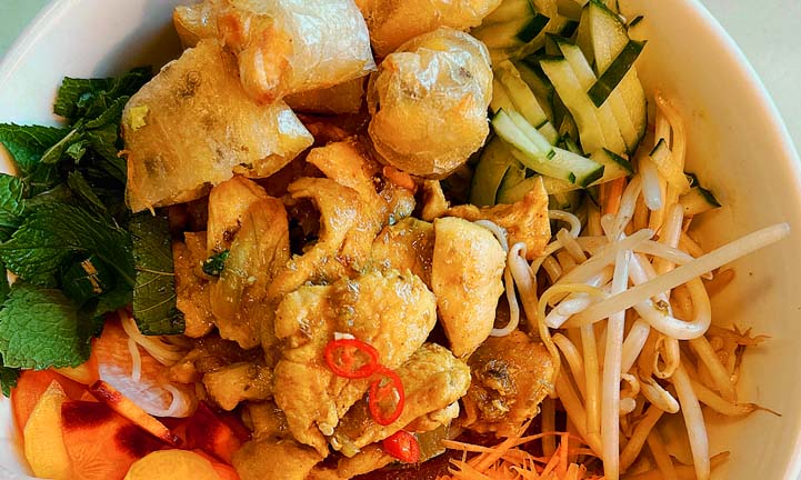 viande de boeuf coupée en cubes pour un lok lak